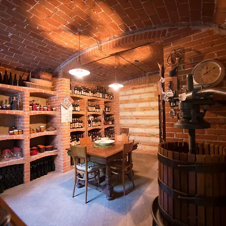 Casa Novecento Monferrato, - Vacanze 住宿加早餐酒店 *